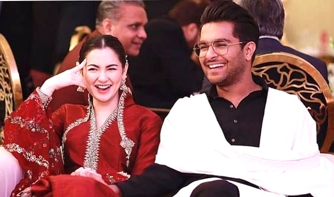 Reply of Hania Amir about relationship with Asim Azhar