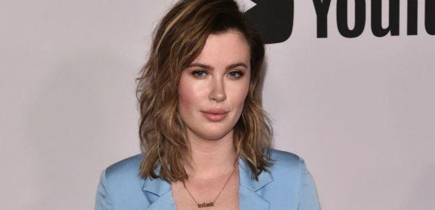 Ireland Baldwin celebrates 6 year anniversary